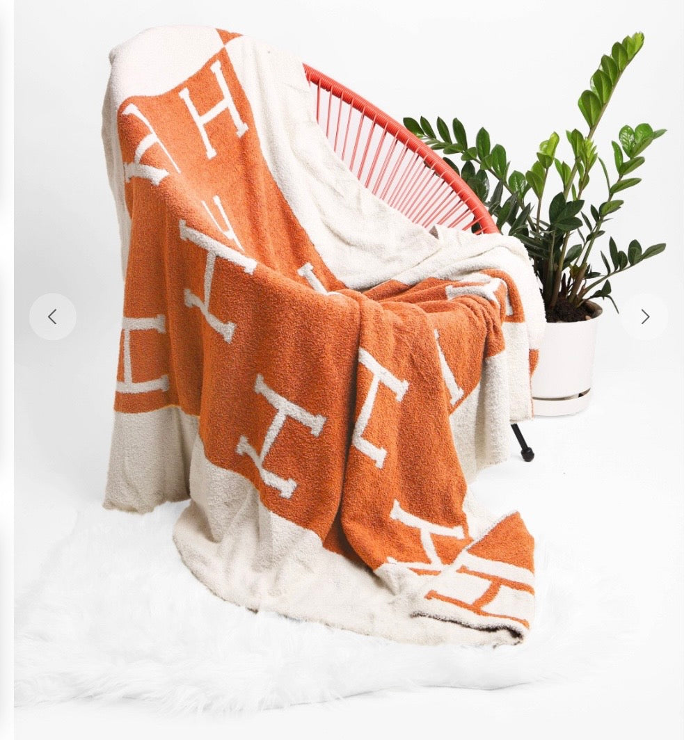 Cozy H Blanket