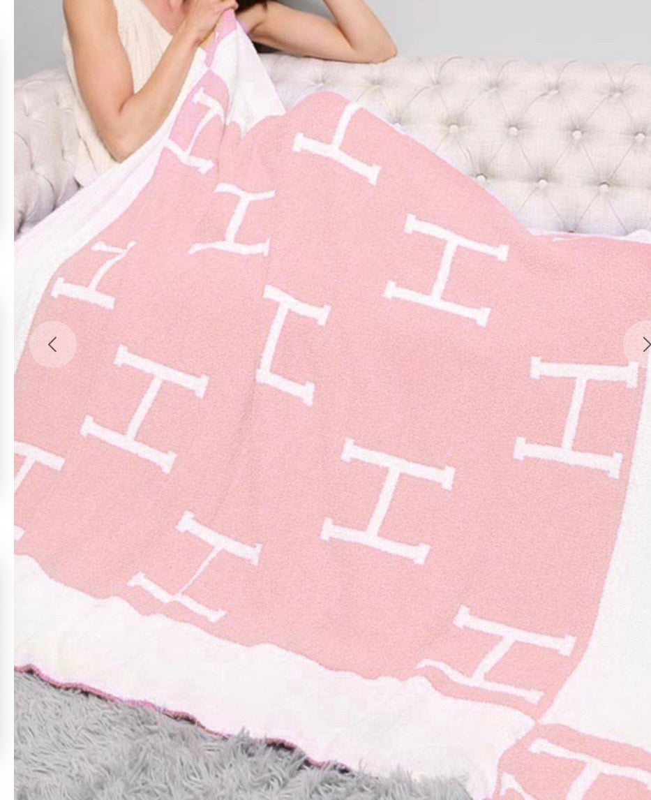Cozy H Blanket